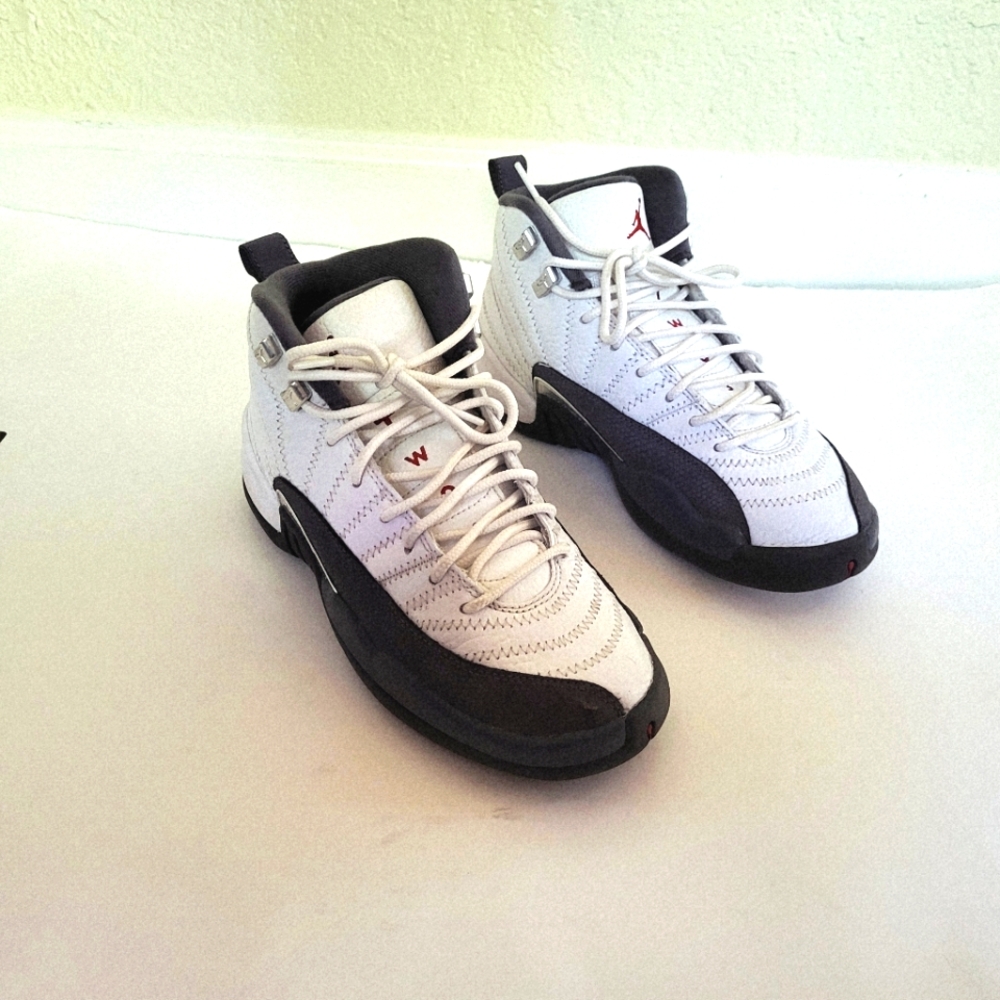 Nike Air Jordans Boys 6 Dark Grey White 2019 Retro